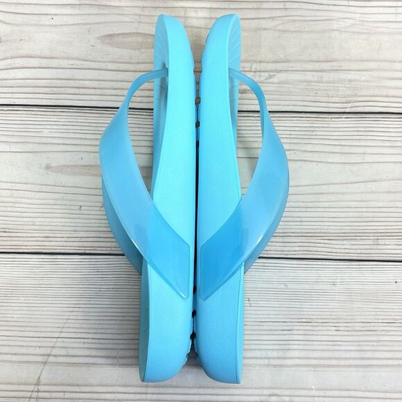 Crocs Sandals Womens 9 Blue Splash Glossy Flip Flop Neptune Thong Beach Pool EUC - Picture 9 of 14